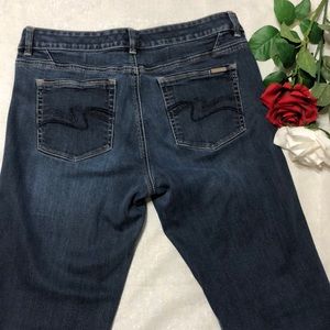 Sorry these Sold already I can’t delete